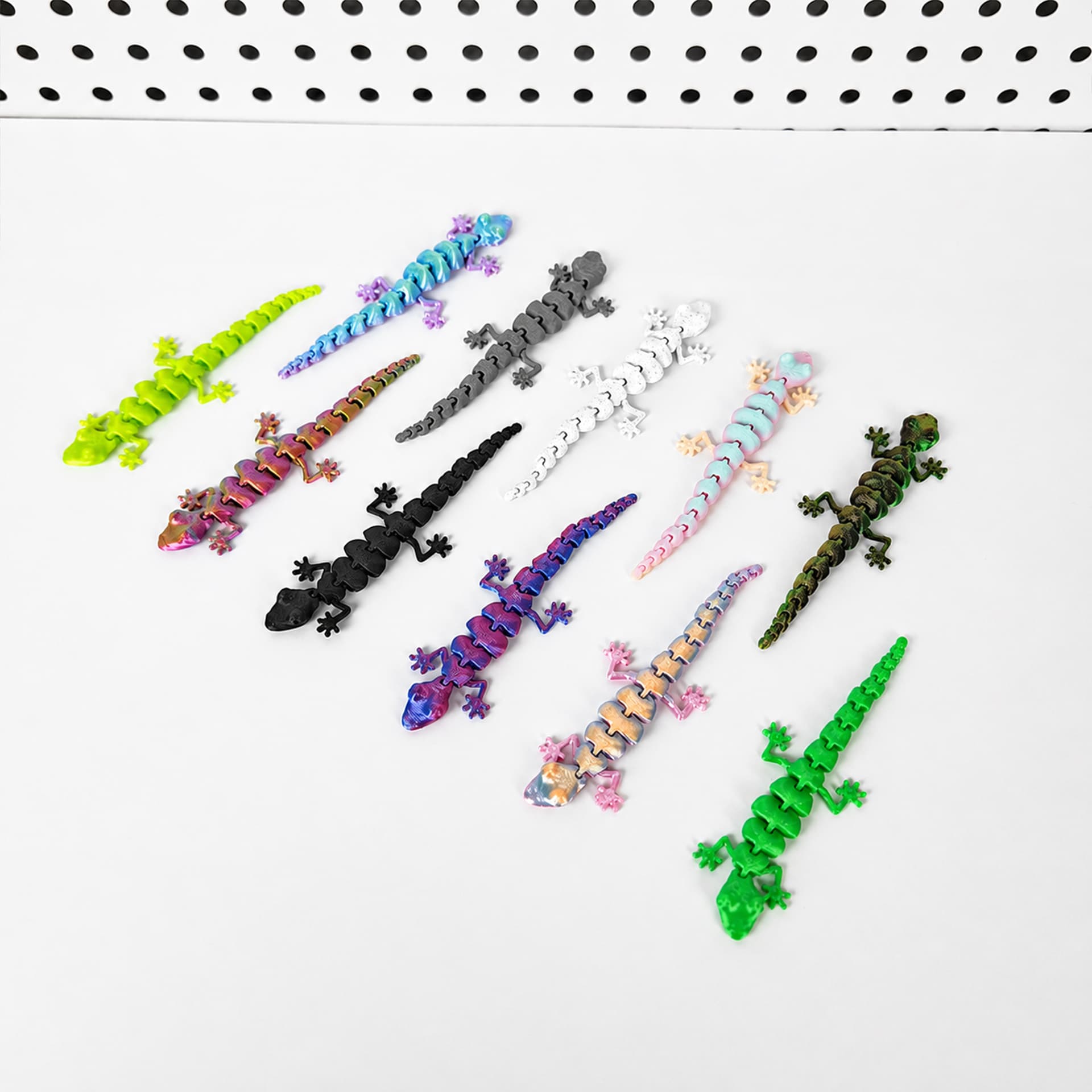 Articulated Gecko Fidget Toy