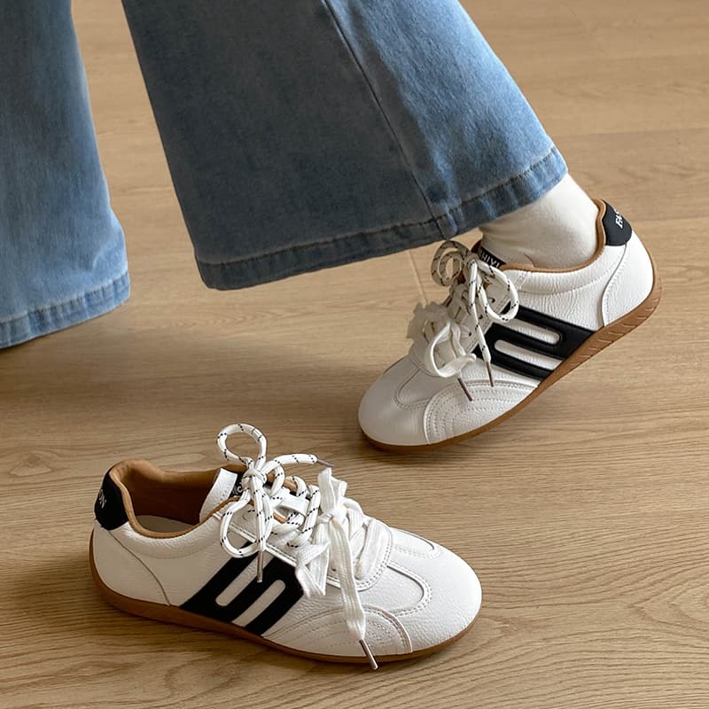 Women's Minimalist Summer Sneakers