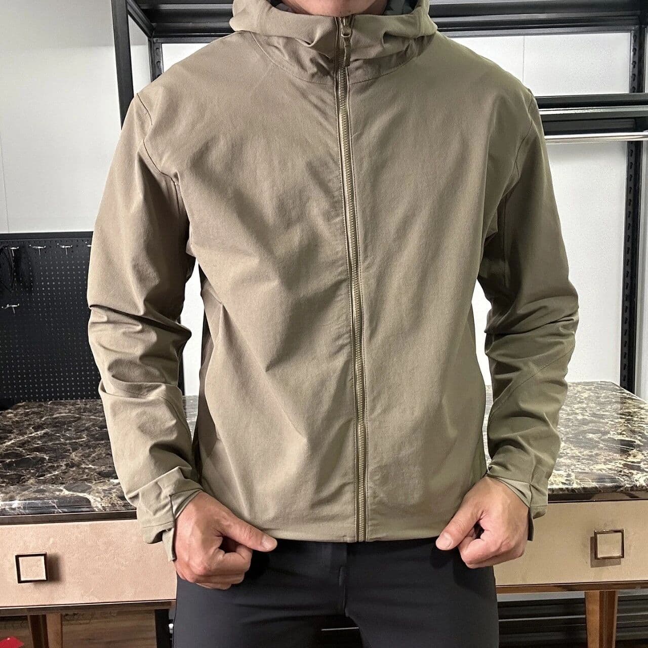 Seamless Softshell Hooded Jacket