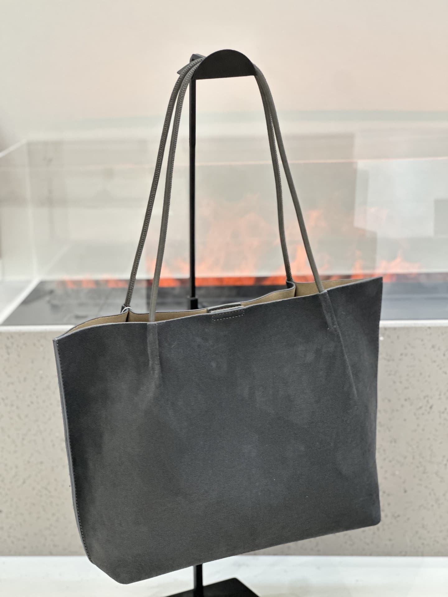 Minimalist Leather Tote Bag
